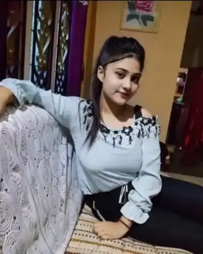 Escorts Service In Gola Gokaran Nath